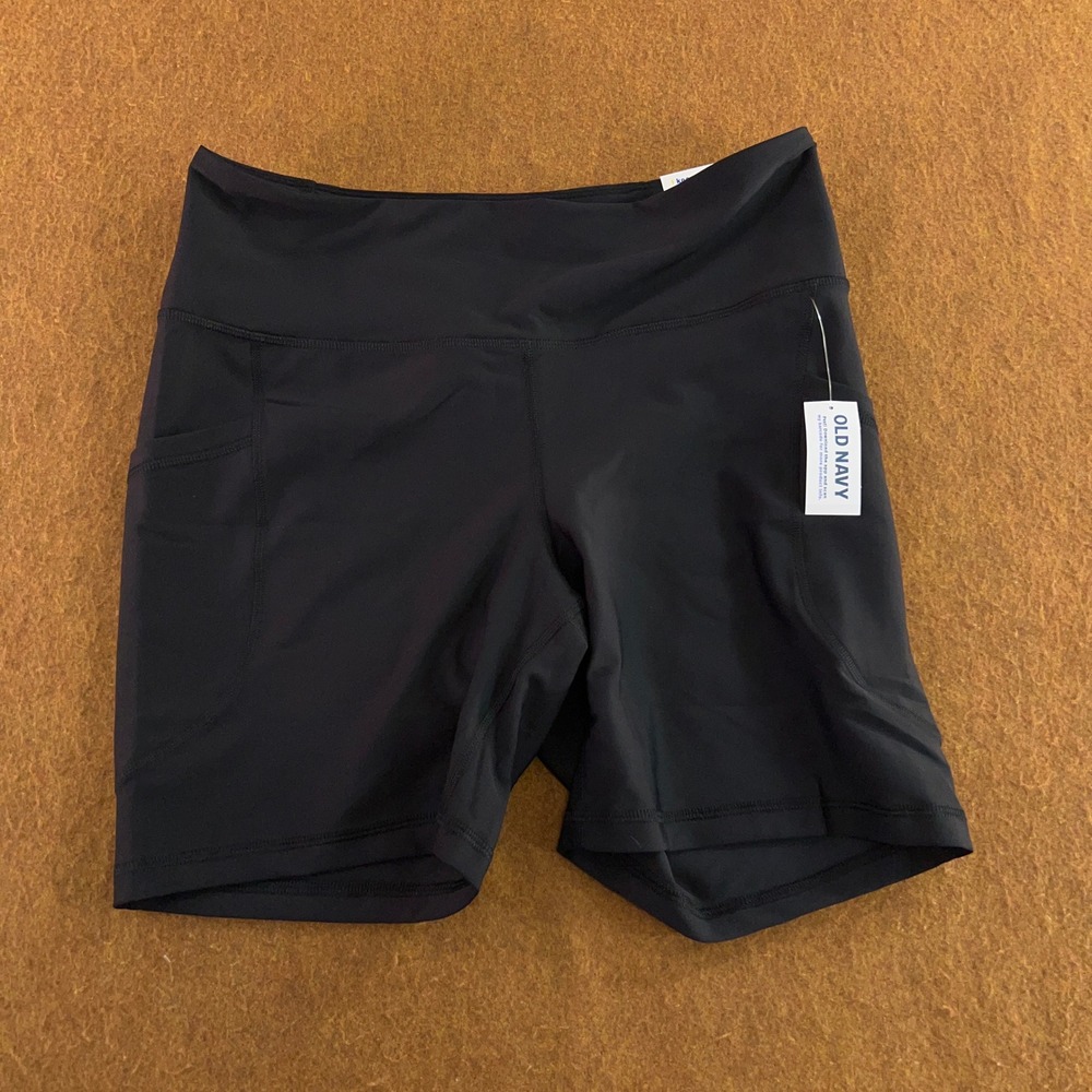Old Navy Womens Large Black Powersoft Go-Dry High-Rise 6" Inseam Bike Shorts NWT